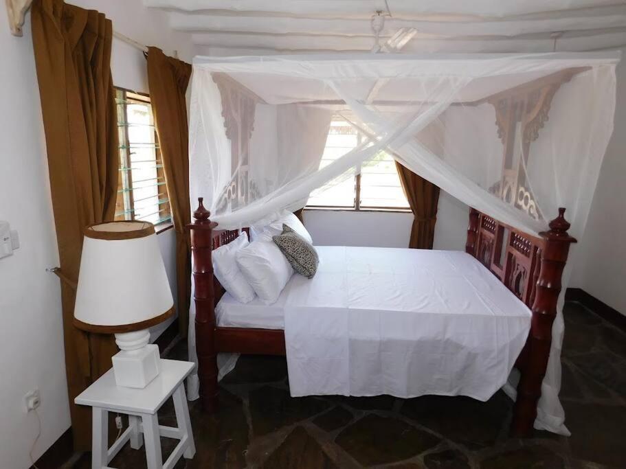 Holiday Home In Malindi Mambrui Buitenkant foto
